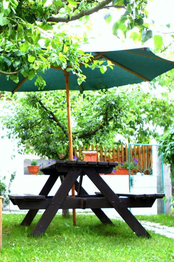 Hostel Havana Český Krumlov Εξωτερικό φωτογραφία