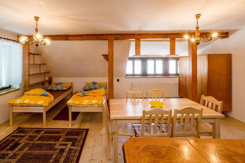 Hostel Havana Český Krumlov Δωμάτιο φωτογραφία