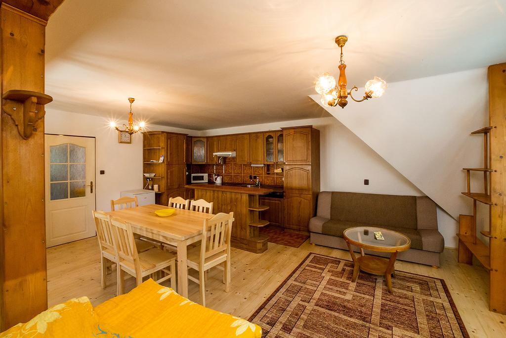 Hostel Havana Český Krumlov Δωμάτιο φωτογραφία